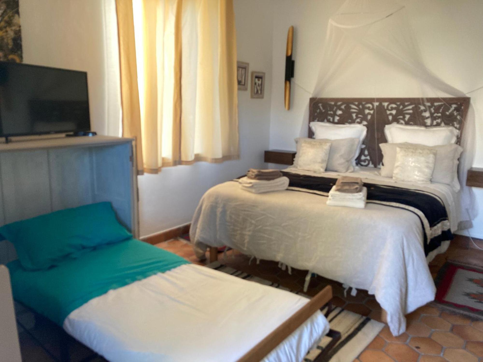 Chambre D'Hotes Les Roches Corme-Royal Zewnętrze zdjęcie